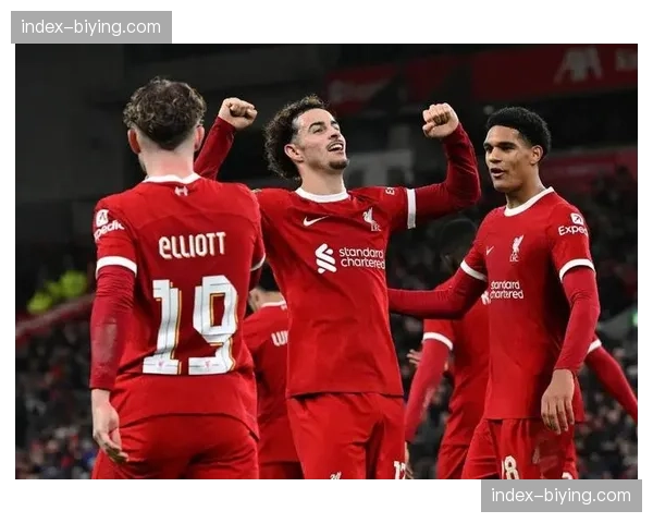 维尔茨热身时受伤，柯蒂斯-琼斯临时代替其首发利物浦客战诺丁汉森林