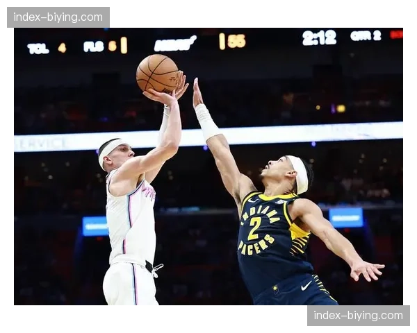 季后赛席位关键战：热火与步行者将展开防守与跑轰的对决